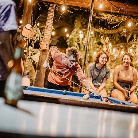 Bigfoot Hostel Леон Экстерьер фото